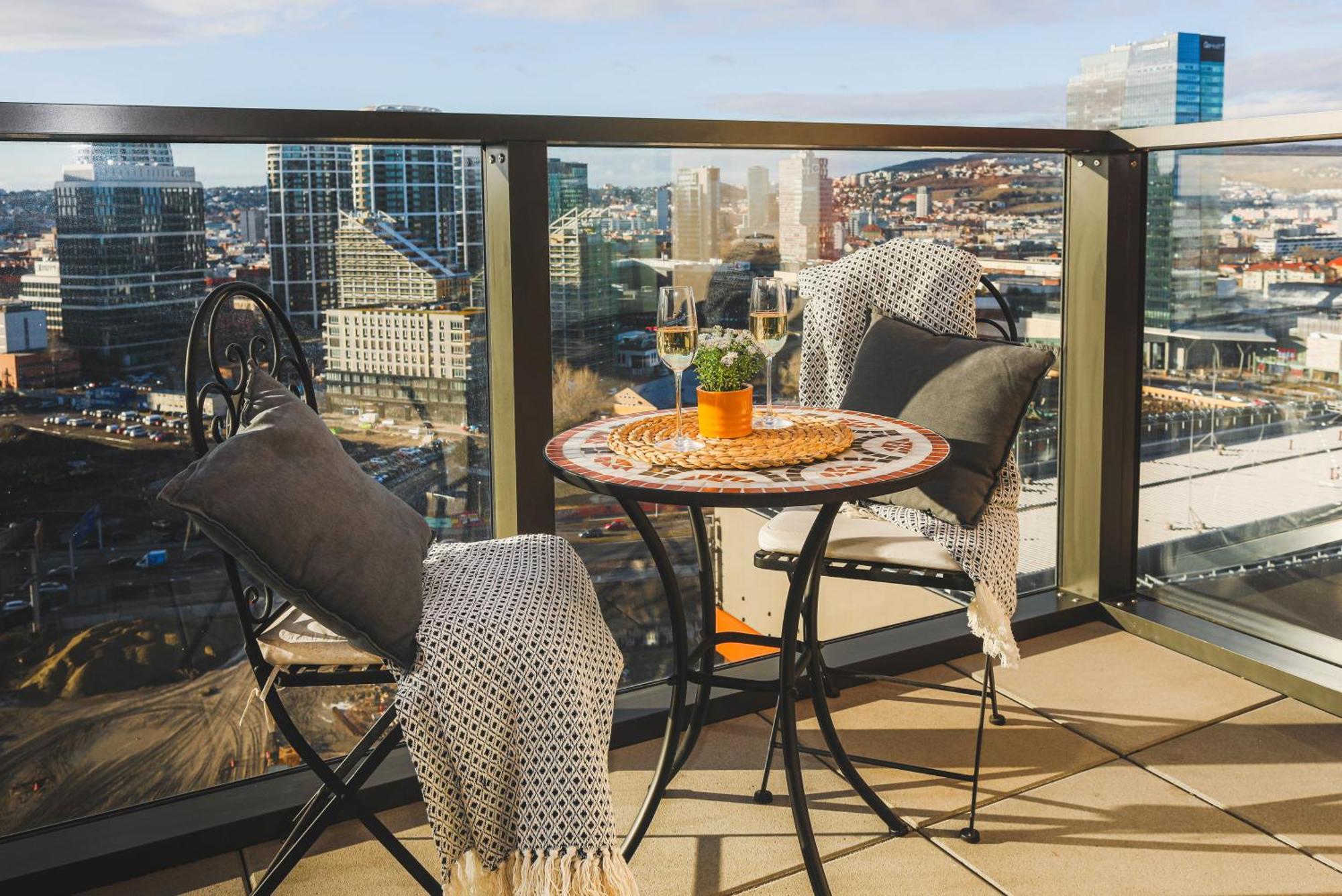 Sag 20Th Floor Klingerka Residence Castle View Free Parking Free Wifi Pressburg Exterior foto