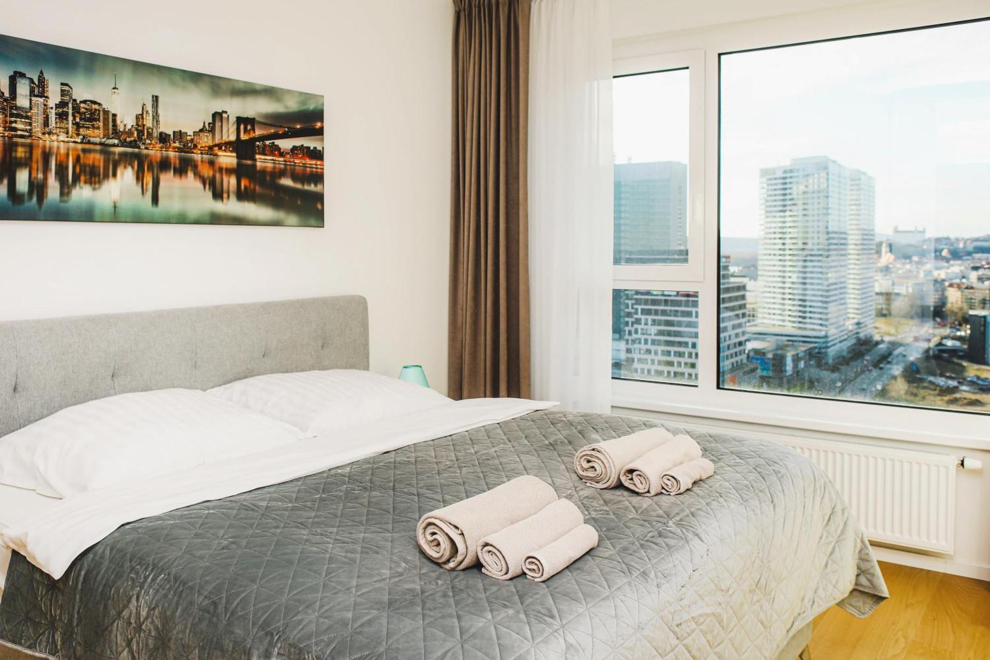 Sag 20Th Floor Klingerka Residence Castle View Free Parking Free Wifi Pressburg Exterior foto